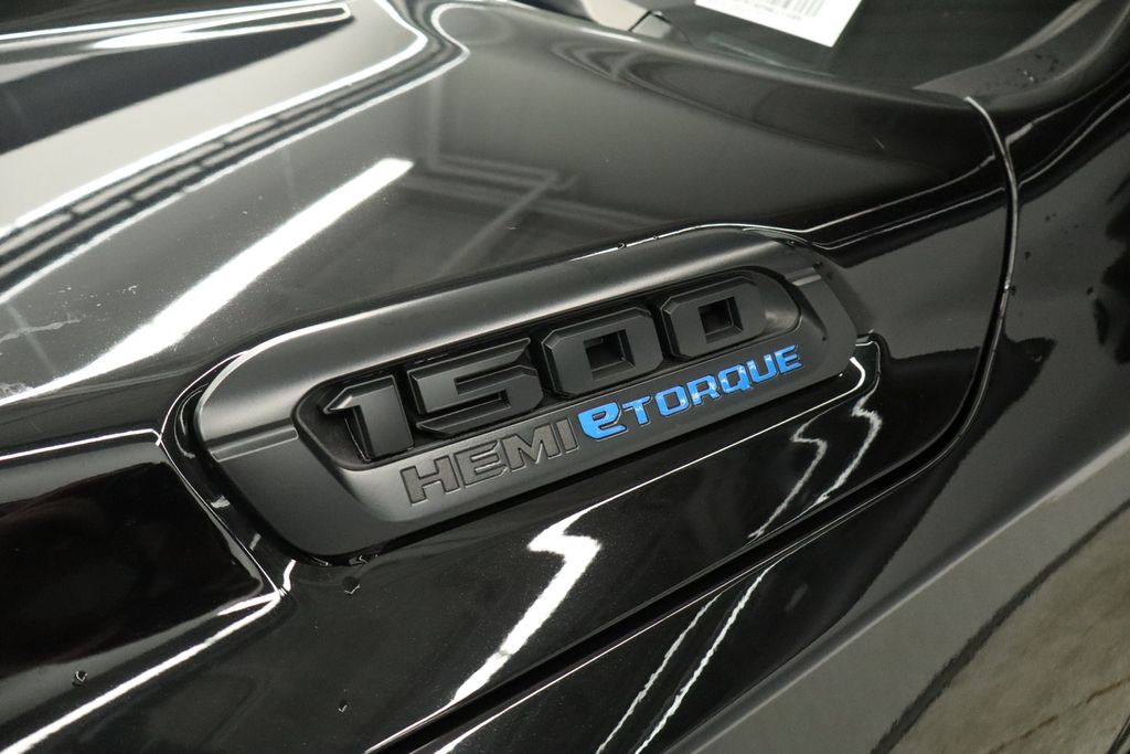 Thumbnail: 2023 RAM 1500 - 14