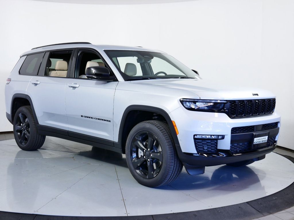 Thumbnail: 2025 Jeep Grand Cherokee L - 2