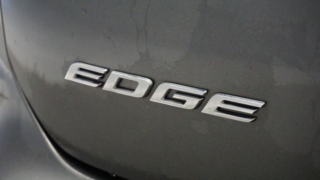 Thumbnail: 2019 Ford Edge - 17
