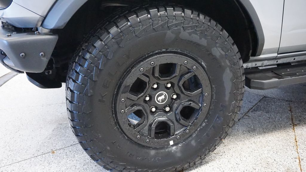 Thumbnail: 2023 Ford Bronco - 21