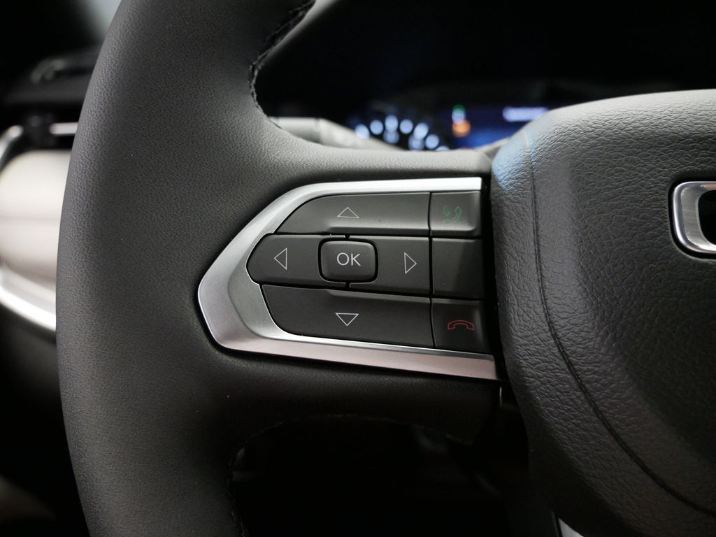 Thumbnail: 2025 Jeep Compass - 21