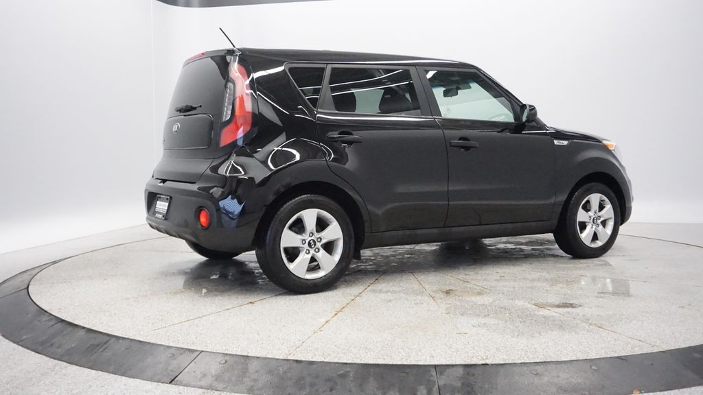 Thumbnail: 2018 Kia Soul - 11