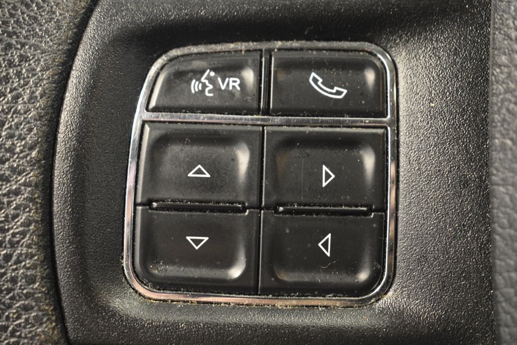 Thumbnail: 2019 RAM 1500 Classic - 50