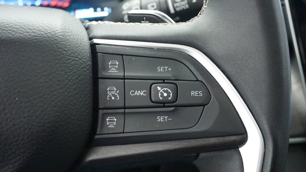 Thumbnail: 2023 Jeep Grand Cherokee - 36