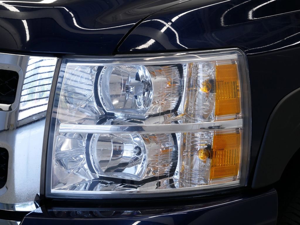 Thumbnail: 2011 Chevrolet Silverado 1500 - 13