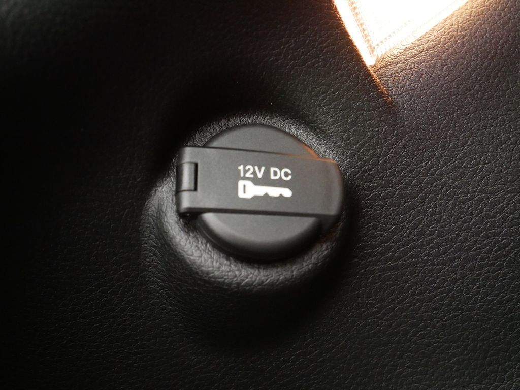 Thumbnail: 2022 Jeep Compass - 17