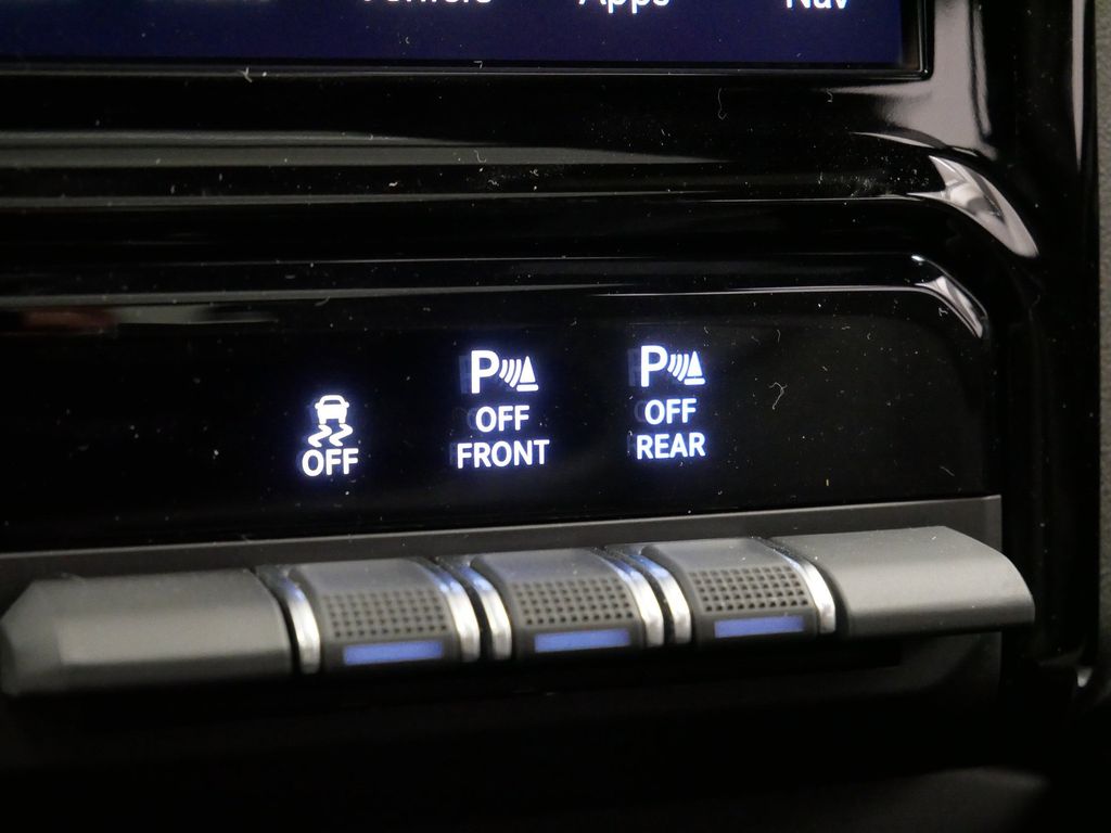 Thumbnail: 2026 RAM 1500 - 35