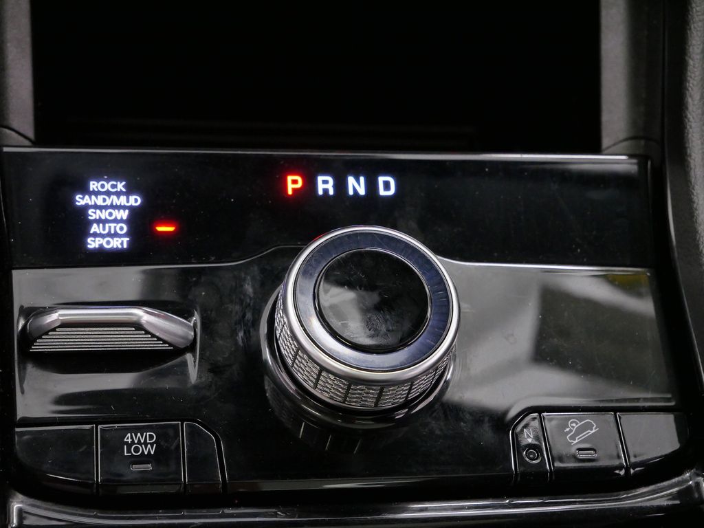 Thumbnail: 2022 Jeep Grand Cherokee - 40