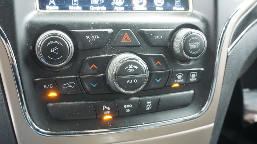 Thumbnail: 2015 Jeep Grand Cherokee - 27