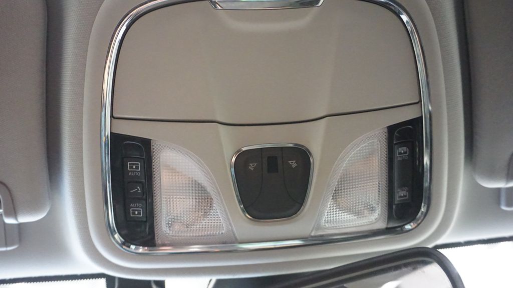 Thumbnail: 2022 Jeep Cherokee - 38