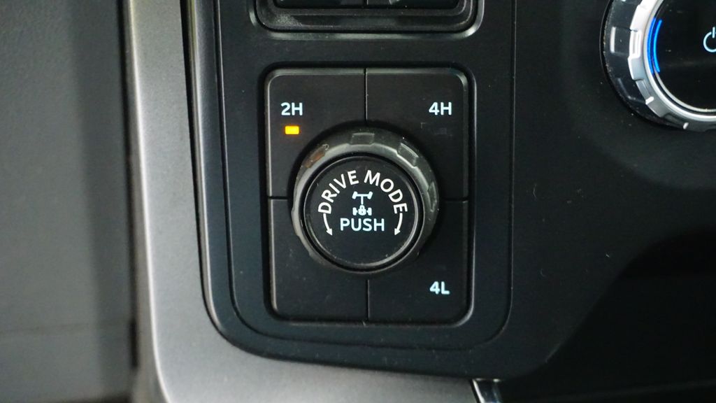 Thumbnail: 2022 Ford F-150 - 30