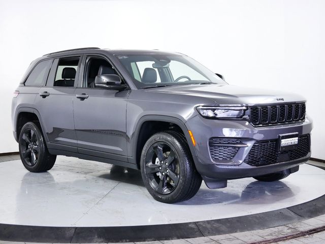 Thumbnail: 2024 Jeep Grand Cherokee - 2