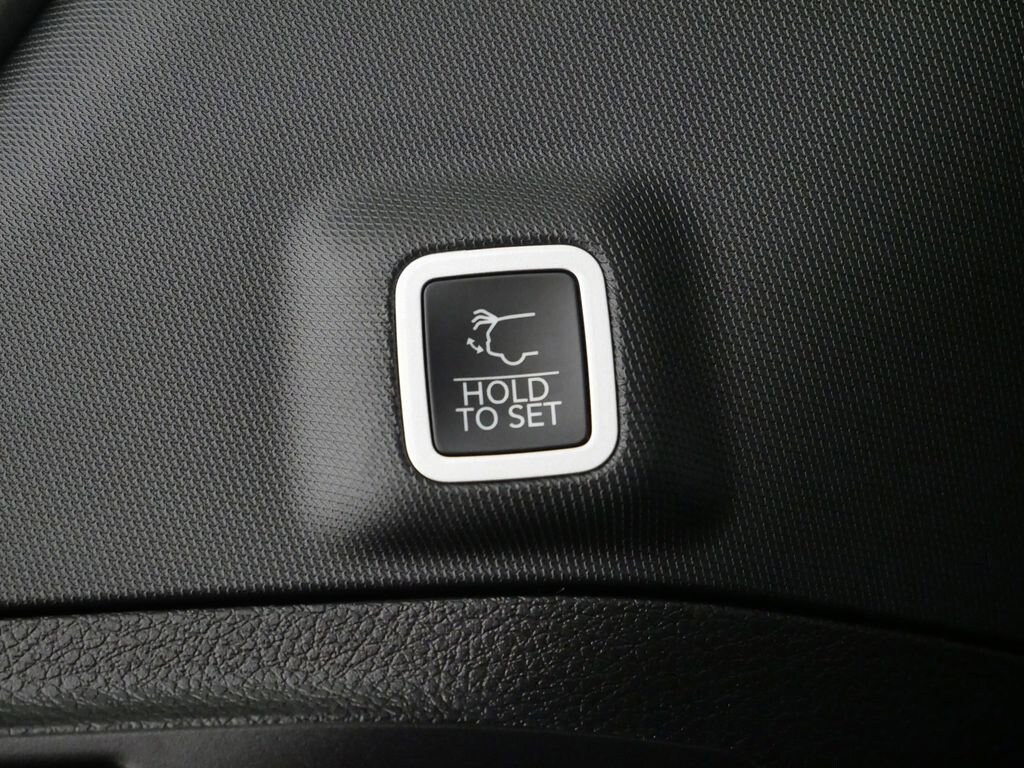 Thumbnail: 2025 Jeep Grand Cherokee - 31