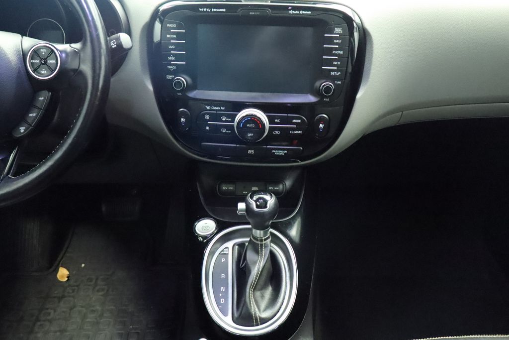 Thumbnail: 2016 Kia Soul - 25