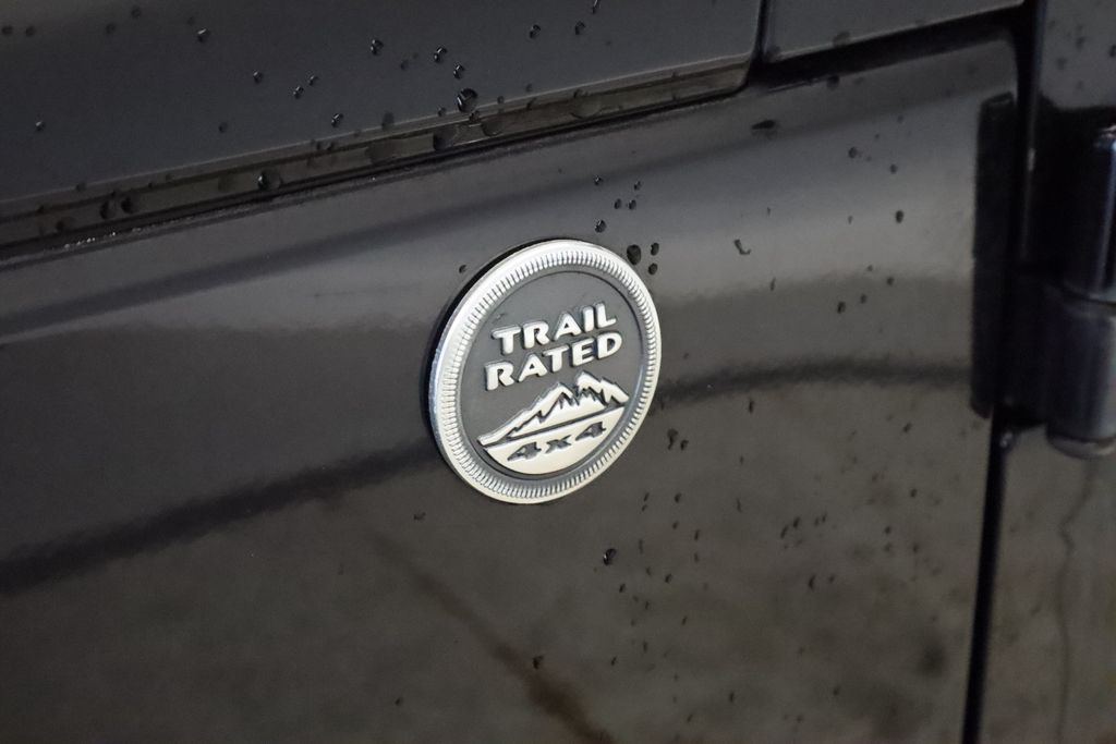 Thumbnail: 2011 Jeep Wrangler - 12