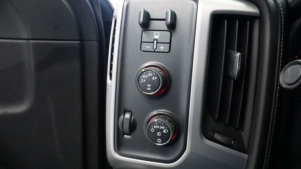 Thumbnail: 2015 GMC Sierra 1500 - 30