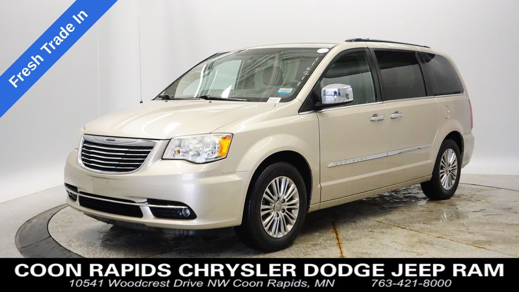 2014 Chrysler Town & Country Touring -
                  Coon Rapids, MN