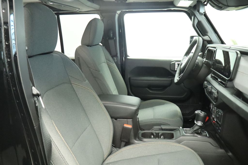 Thumbnail: 2026 Jeep Gladiator - 26