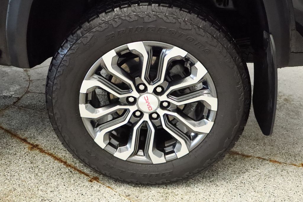 Thumbnail: 2023 GMC Canyon - 16