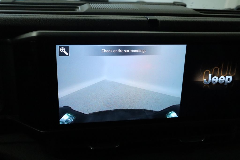 Thumbnail: 2026 Jeep Gladiator - 42