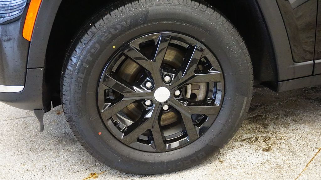 Thumbnail: 2023 Jeep Grand Cherokee L - 13