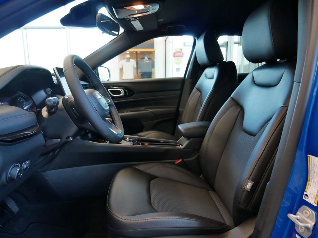 Thumbnail: 2026 Jeep Compass - 3