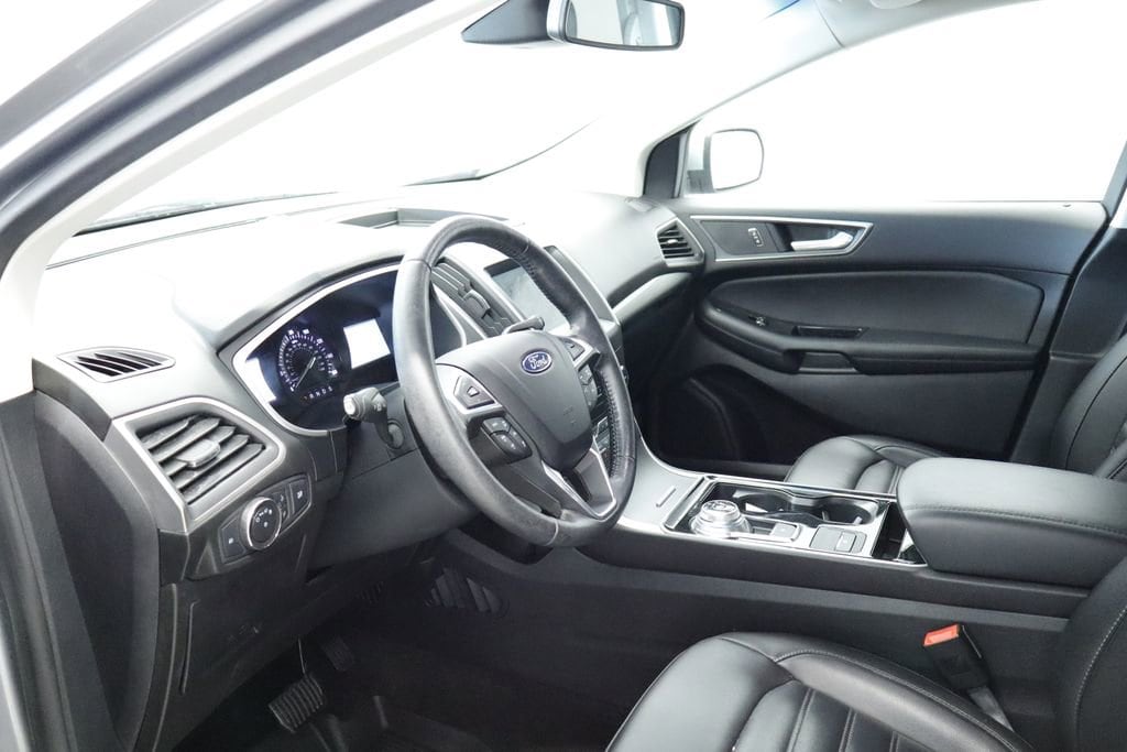 Thumbnail: 2020 Ford Edge - 29