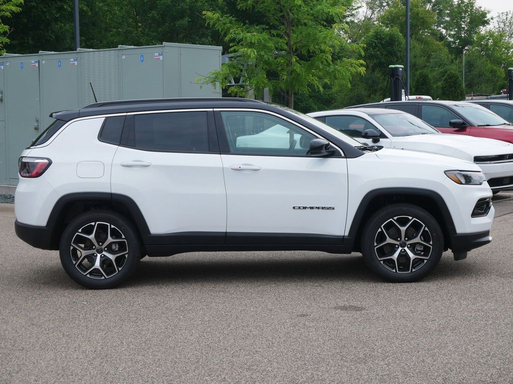 Thumbnail: 2025 Jeep Compass - 9