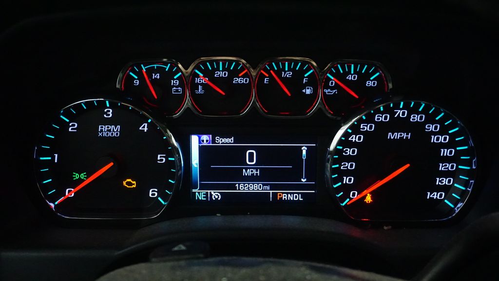 Thumbnail: 2018 Chevrolet Silverado 1500 - 31