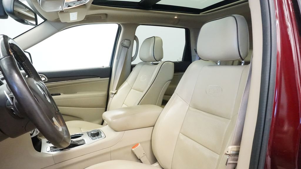 Thumbnail: 2016 Jeep Grand Cherokee - 33