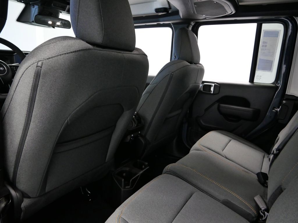 Thumbnail: 2026 Jeep Wrangler - 7