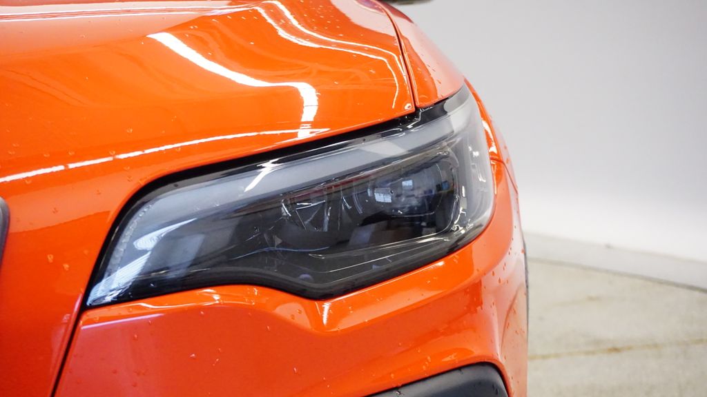 Thumbnail: 2021 Jeep Cherokee - 9