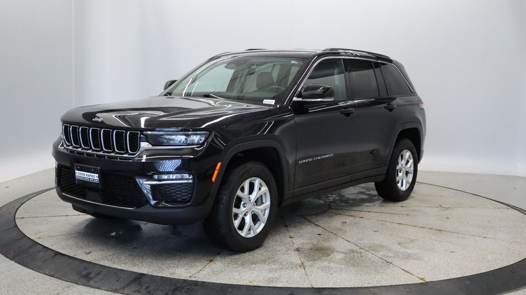 Thumbnail: 2023 Jeep Grand Cherokee - 1