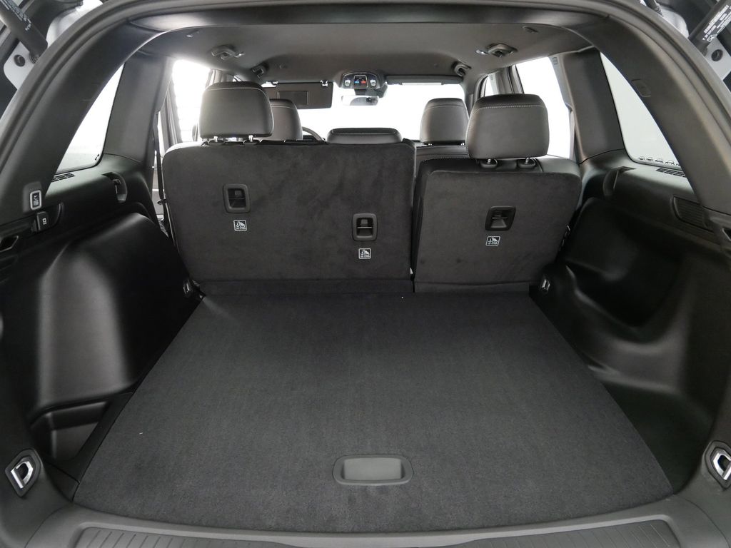 Thumbnail: 2025 Jeep Grand Cherokee - 10