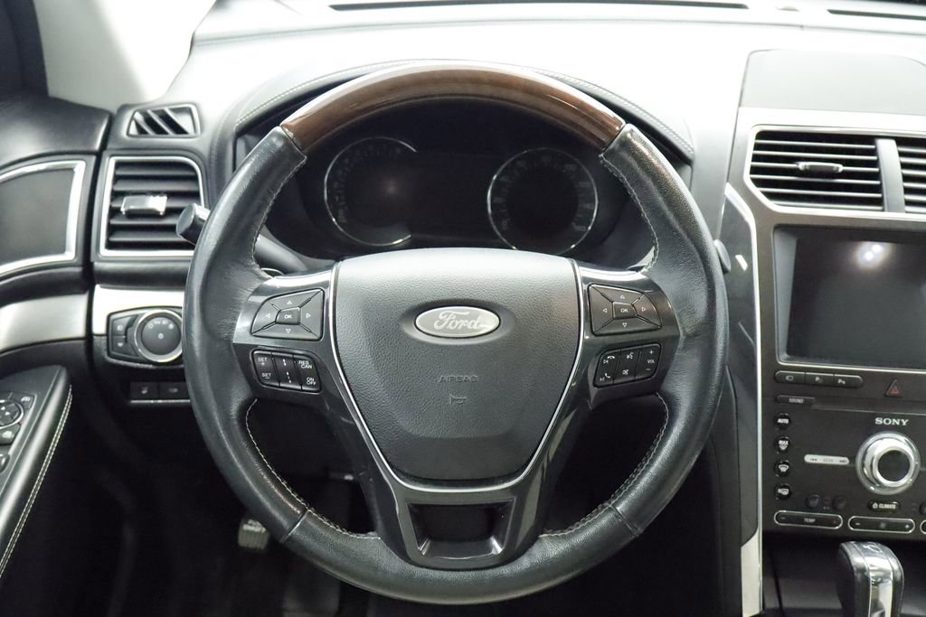 Thumbnail: 2019 Ford Explorer - 24