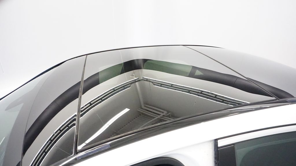 Thumbnail: 2018 Mercedes-Benz C-Class - 34