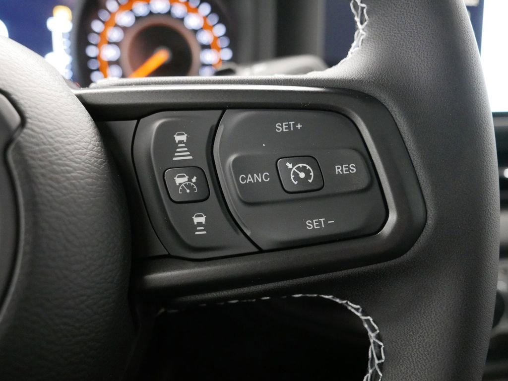 Thumbnail: 2025 Jeep Wrangler - 38