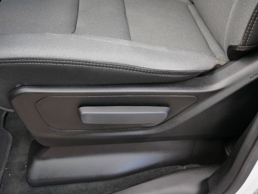 Thumbnail: 2023 RAM 1500 - 6