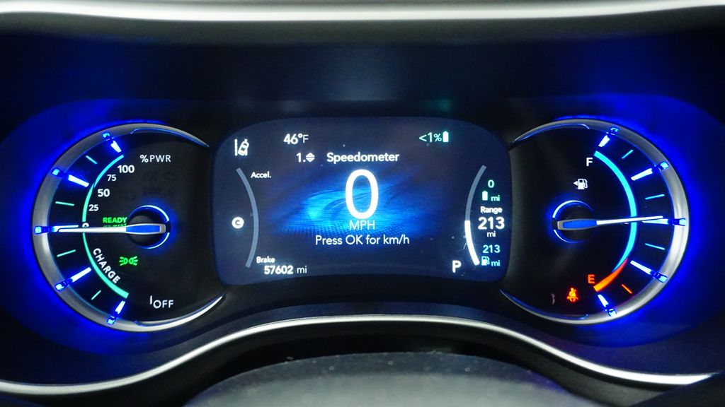 Thumbnail: 2024 Chrysler Pacifica - 37