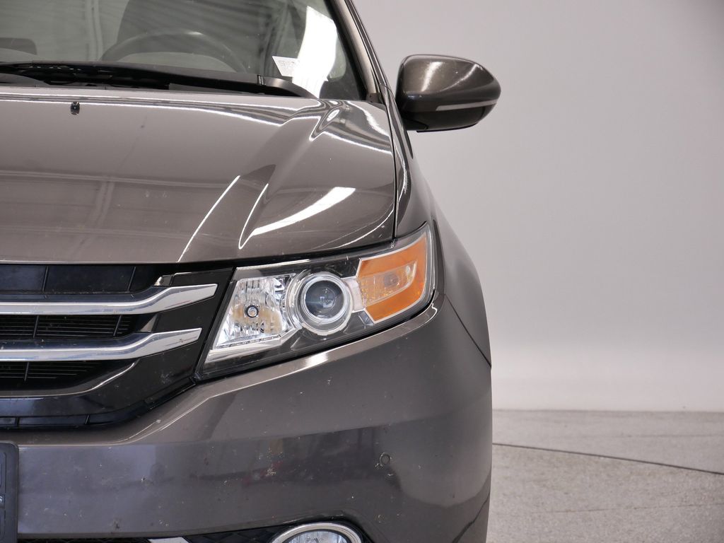 Thumbnail: 2015 Honda Odyssey - 12