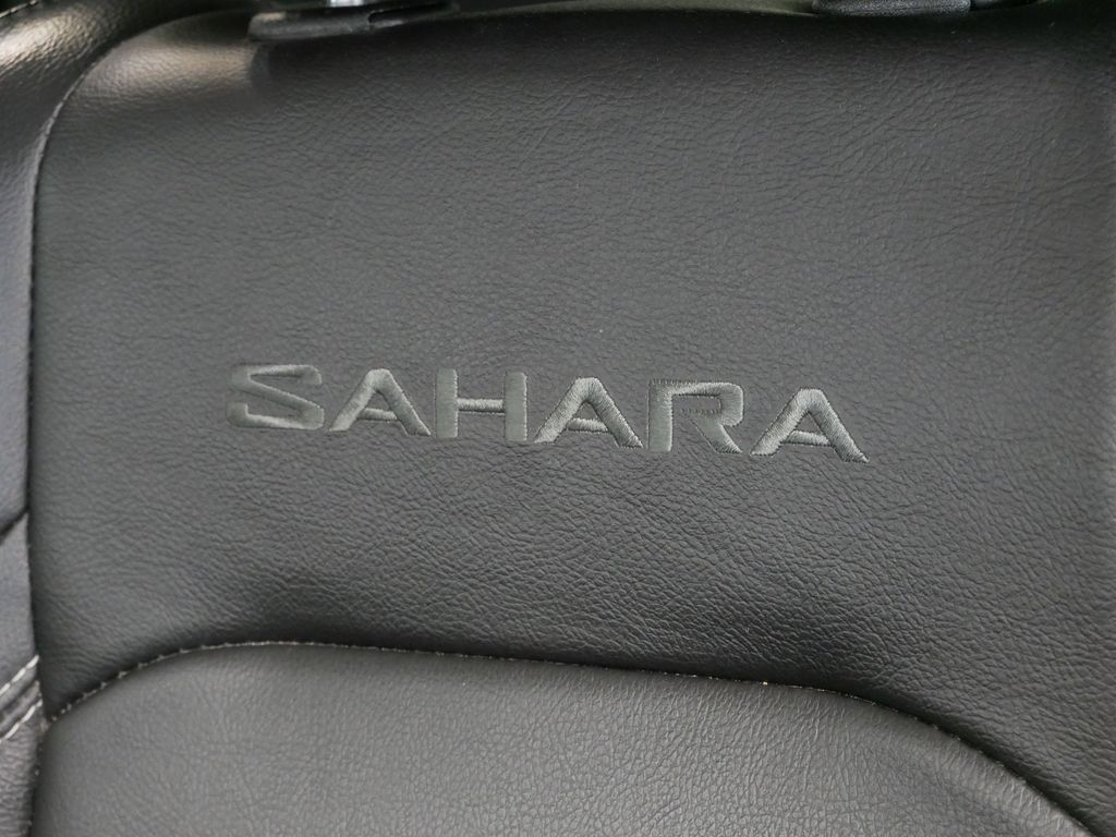 Thumbnail: 2022 Jeep Wrangler - 4