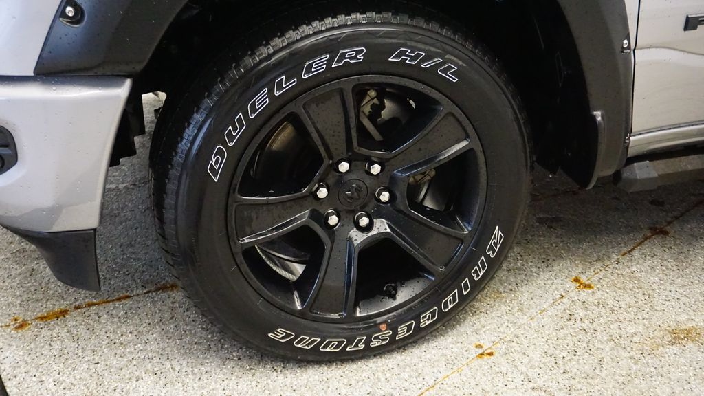 Thumbnail: 2023 RAM 1500 - 10