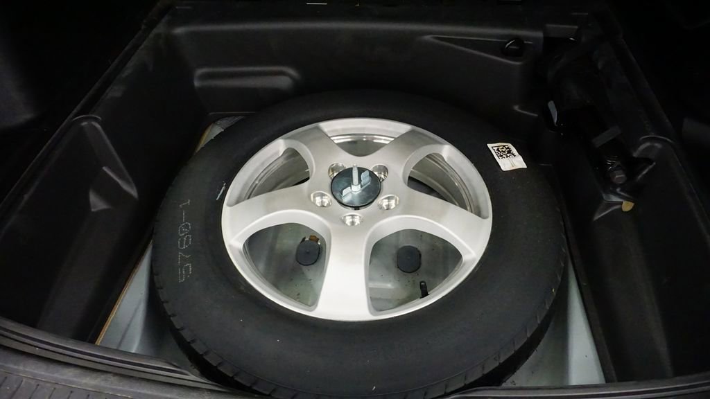 Thumbnail: 2022 Jeep Grand Cherokee - 19