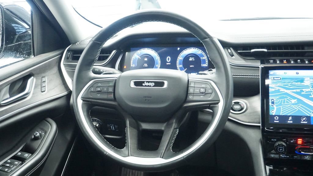 Thumbnail: 2022 Jeep Grand Cherokee - 25