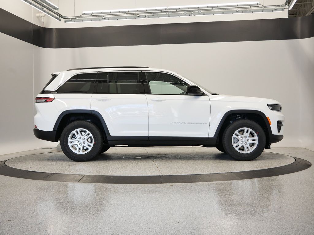 Thumbnail: 2025 Jeep Grand Cherokee - 47