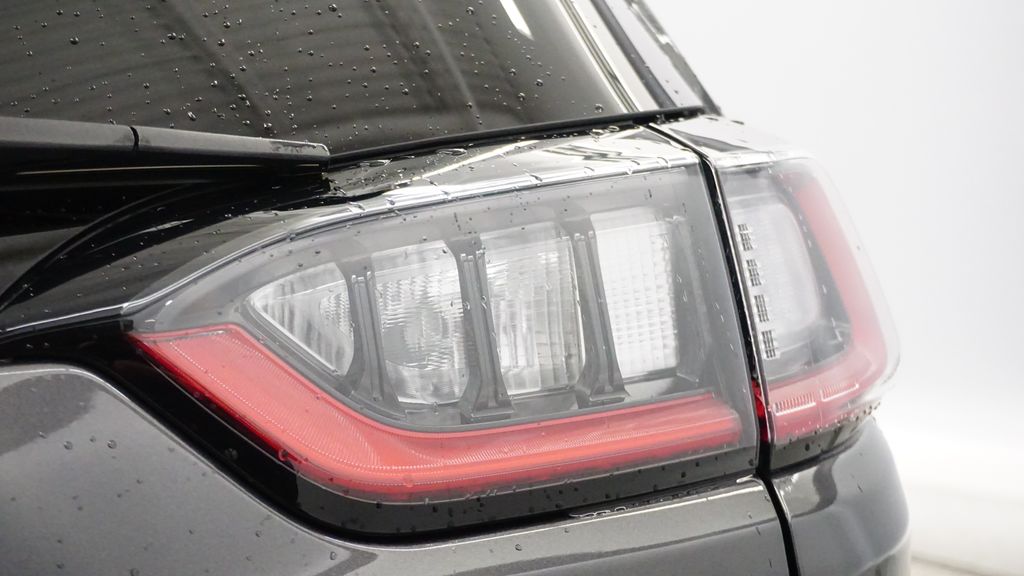 Thumbnail: 2022 Jeep Cherokee - 15