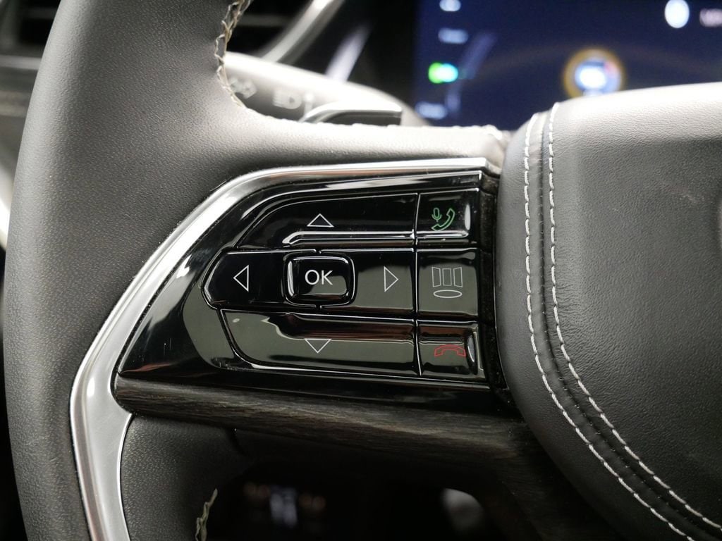 Thumbnail: 2022 Jeep Grand Cherokee - 26