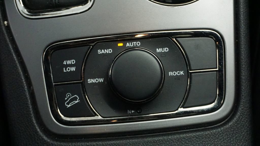 Thumbnail: 2020 Jeep Grand Cherokee - 34