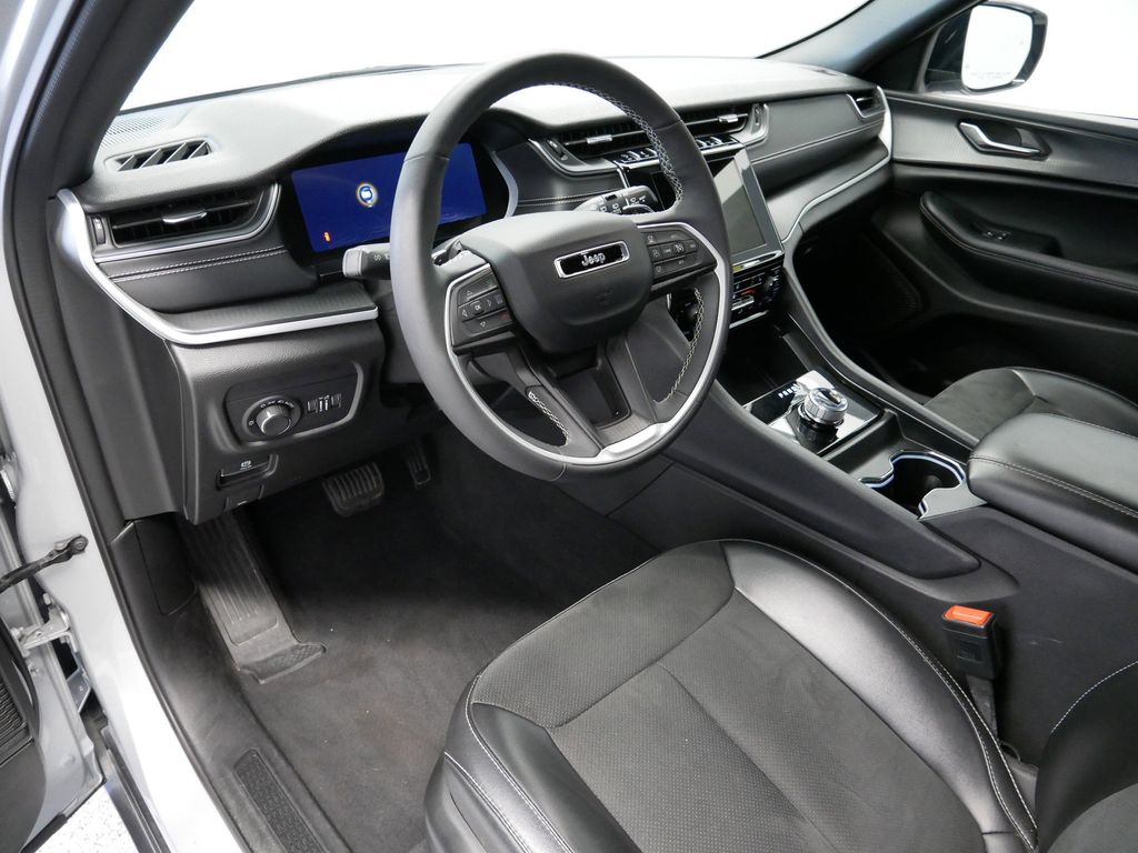 Thumbnail: 2024 Jeep Grand Cherokee - 2