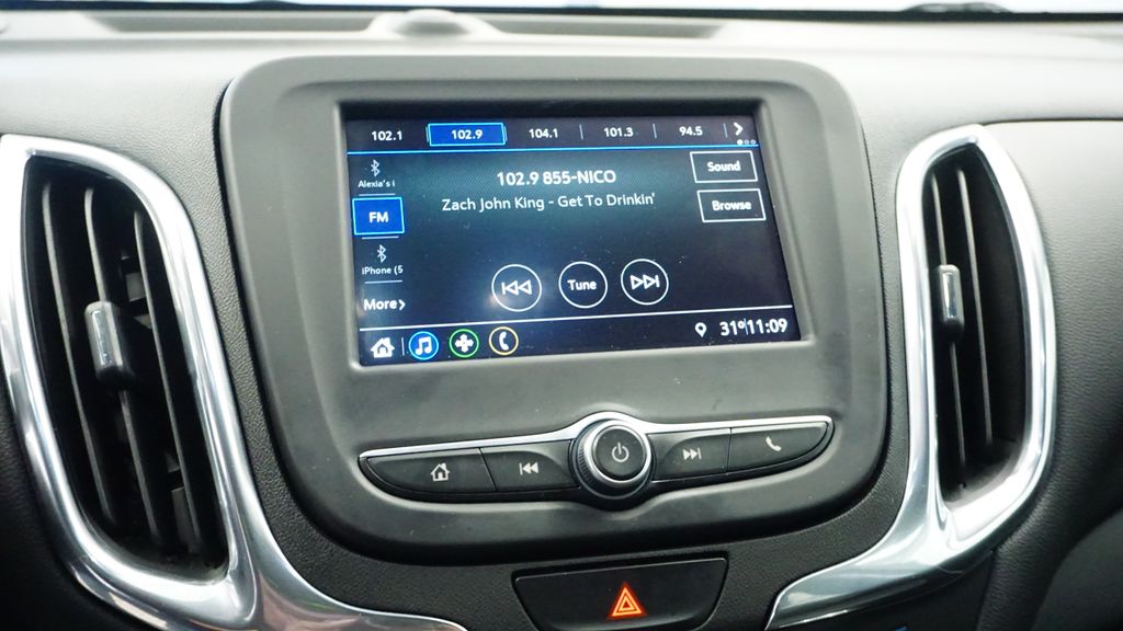 Thumbnail: 2020 Chevrolet Equinox - 35